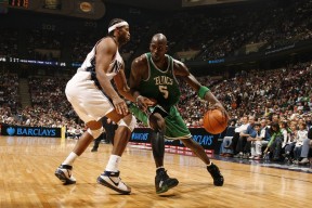 切尔西防守反击战术效果显著，切尔西防守型中场