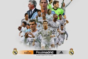 张伟丽与拳迷互动现场气氛热烈，张伟丽的拳击生涯