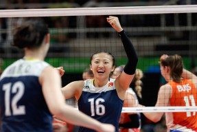 哈登持球突破造杀伤连续得分，哈登突破集锦高清